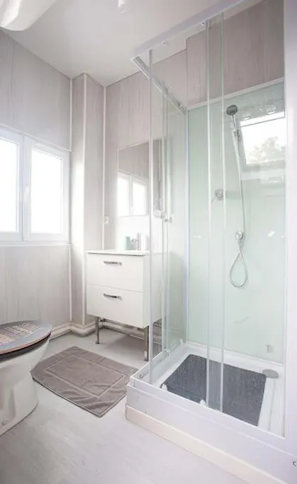 Love House Spa 5 Aulnay-sous-Bois 0*,  France